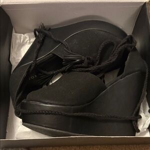 Women Black Platform Peep Toe Lace Up wedges